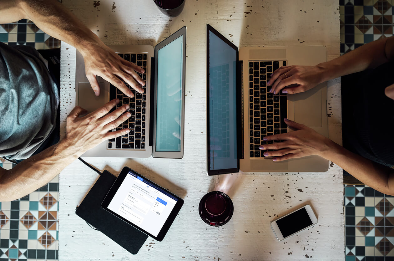 L’enrichissement des leads consiste à vérifier, corriger et inclure des informations supplémentaires à un lead afin d’affiner vos données.